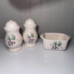 Vintage Pfaltzgraff Grapevine Salt & Pepper Shakers and Ramekin Bowl 3 Piece Set